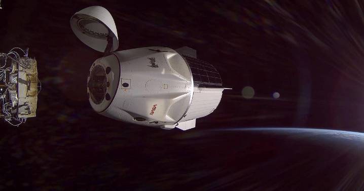 4 outgoing International Space Station fliers undock, head for Saturday splashdown