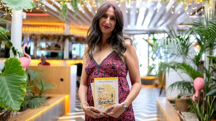 La puertollanense Carolina Illescas aborda en su tercer libro los abusos sexuales