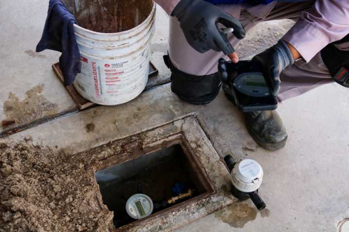 Transforma J+ el cuidado del agua con medidores inteligentes