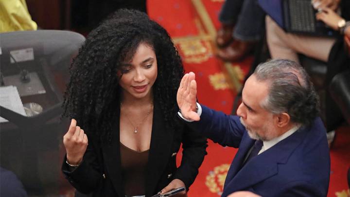 Juliana Guerrero, investigada por sus millonarios vuelos en aviones y helicópteros de la Policía, será viceministra de juventud; es tecnóloga