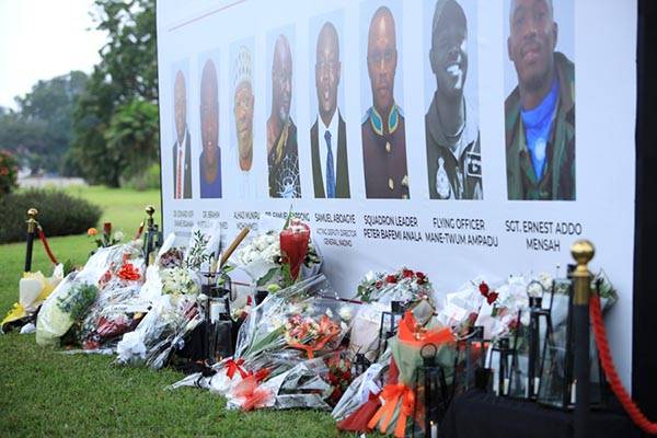 Investigan accidente aéreo que dejó ocho muertos en Ghana