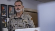 El Rey reconoce la labor de la UME ante el fuego: "La situación es "extremadamente crítica"