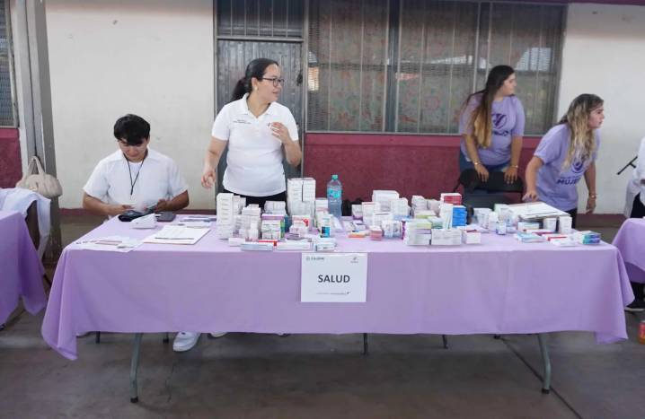 Llevan Ruta de las Mujeres a colonias con incidencia de violencia de género