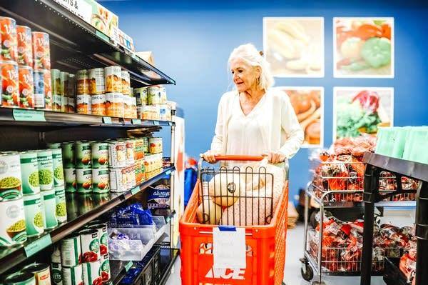 Minnesota food shelves face cuts despite upgrades