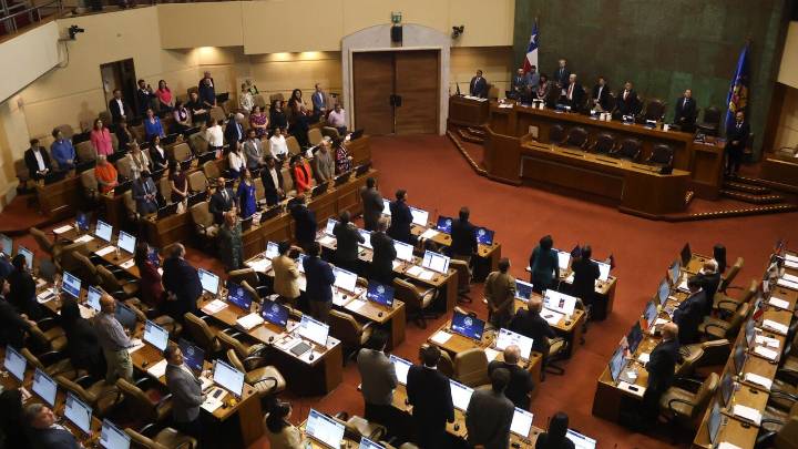 Avanza en la Cámara Baja proyecto que prohíbe el consumo de drogas en autoridades del Estado