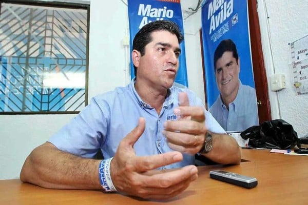 Catean casa de señalado en sobornos a Pemex