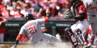 Hays hits tiebreaking homer and Reds deck Cards 7