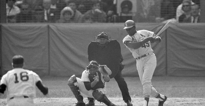 Remembering Cardinals pitchers who raked