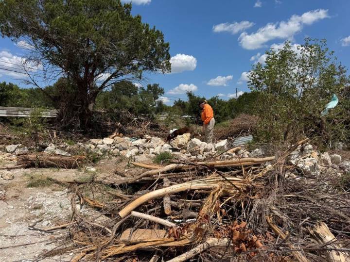 Cadaver dog deployed in Sandy Creek Sunday after reports of decomposition odor