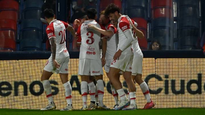 Huracán visita a Once Caldas en Colombia por los octavos de final de la Copa Sudamericana