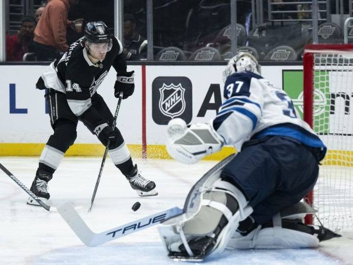 Alex Laferriere agrees to 3-year, $12.3M deal to stay with L.A. Kings