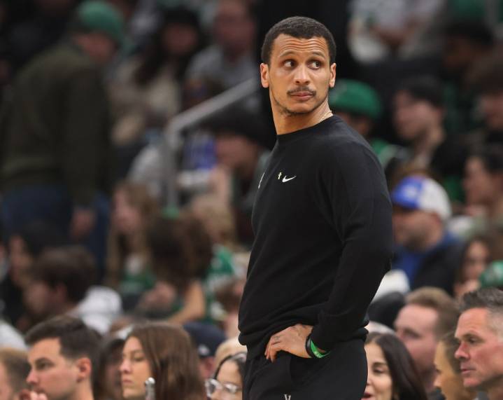 Boston Celtics sign coach Joe Mazzulla to a multi-year contract extension – Hartford Courant
