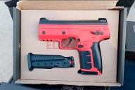 La Policía incorpora armas Byrna de baja letalidad: cómo funcionan y sus características
