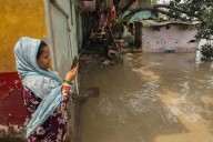 Cinco desaparecidos en el centro de la India por las lluvias que mantienen alerta a Bombay