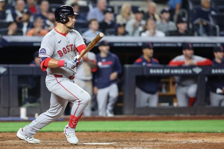 Deadspin | MLB roundup: Red Sox get another win over Yankees