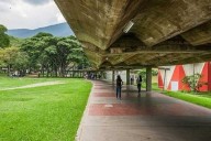 Restauran más de 190 mil áreas y 686 salones de la UCV