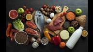 La dieta que ayuda a prevenir Alzheimer y deterioro cognitivo en mayores de 60