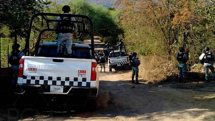 Muere mando del Ejército tras explosión de mina terrestre en Tepalcatepec, Michoacán
