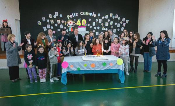 La Municipalidad de Rawson acompañó el 40º Aniversario de la Escuela Nº 167