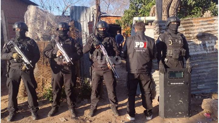 Guadalupe Oeste: detuvieron a los integrantes de una banda que robaba motos con una camioneta