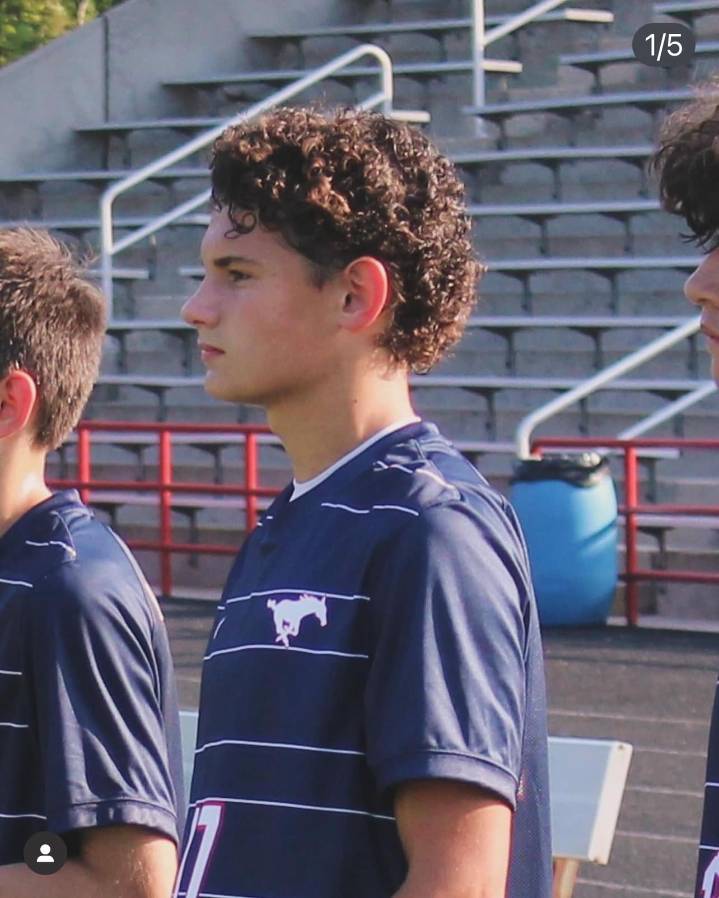 High school boys soccer: Mustangs thinking playoffs