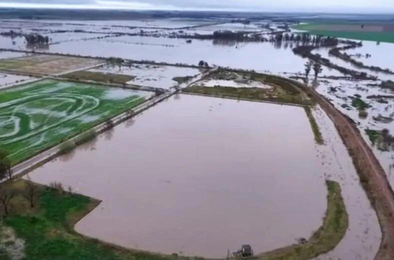 Tras las lluvias que alcanzaron los 332 mm, Cruz Alta quedó bajo el agua: evacuados y cortes de ruta