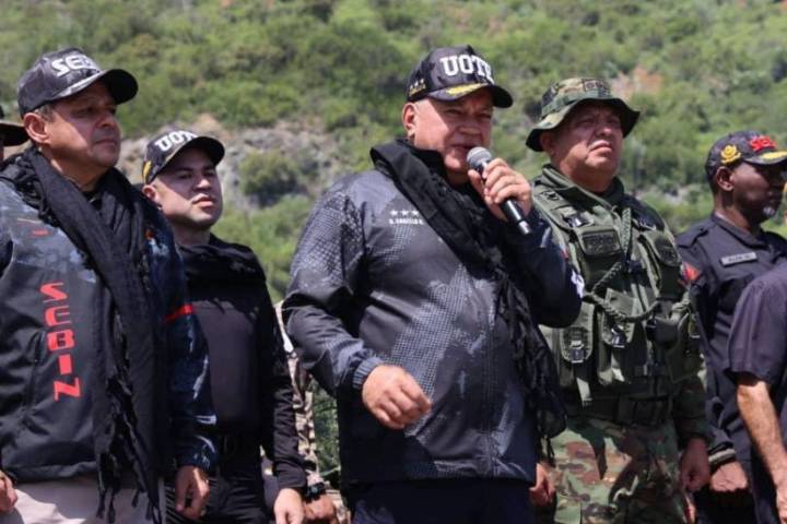 Cabello anuncia incautación de 1.500 kg de explosivos de "alto poder" en Anzoátegui
