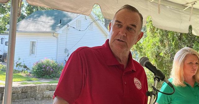 Republicans press Kehoe to launch redistricting effort to help Trump