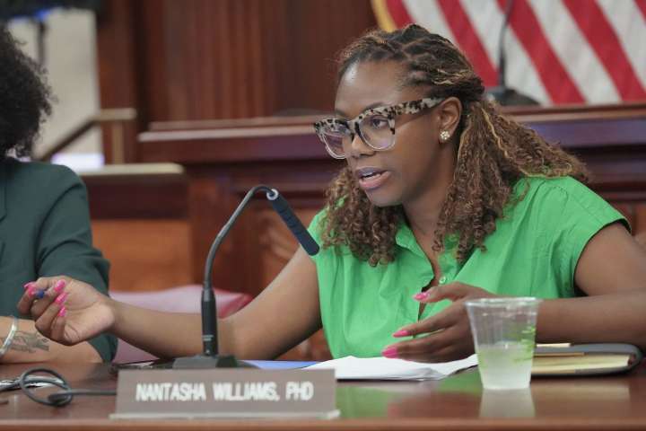 Council bill would require city to build courthouses medical clinics