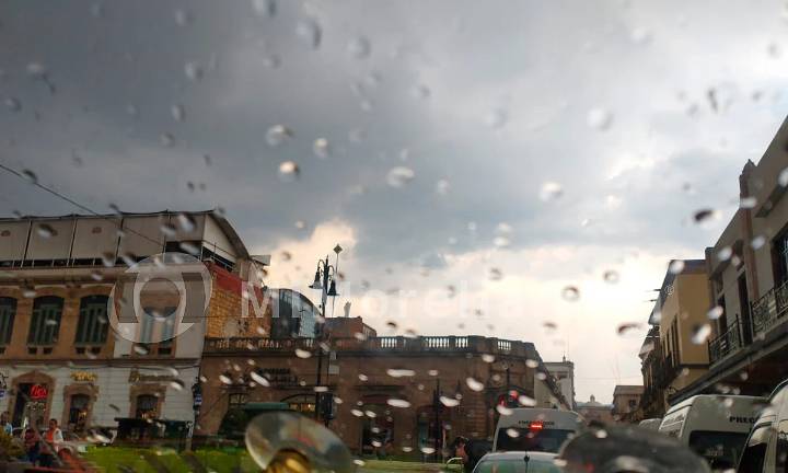 Pronostican lluvia leve esta tarde de jueves en Morelia