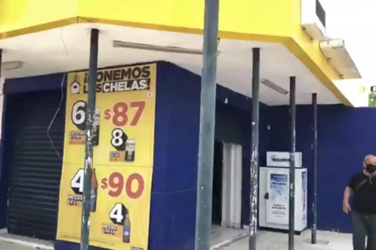 Incendio consume autos resguardados en la FGE de Chetumal