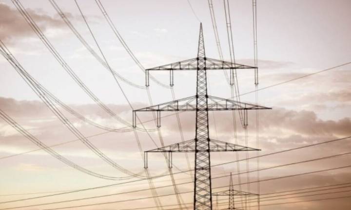 Caracas sin electricidad y algunos estados por falla en subestación El Junquito
