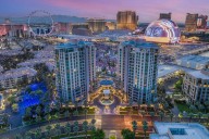 Elaine Wynn’s Park Tower condo sells for $8.25M