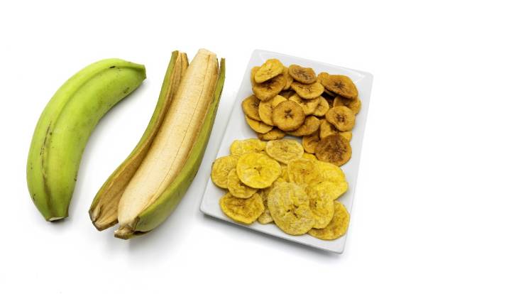 El plátano verde podría ser tu mejor aliado contra el cáncer, según experto en salud