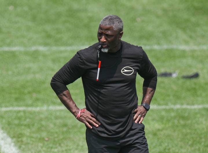 Aaron Glenn Singles Out Jets’ Mistakes as HC Clears Stance on Justin Fields’ Performance Jets head coach Aaron Glenn stresses need for cleaner execution and assesses his quarterback’s decision