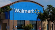 Stick to Walmart, not Target, ahead of earnings this week, investment chief says