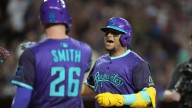 Gurriel singles in winning run in the 11th in the Diamondbacks' 6