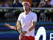 Jarry perdió en su estreno y completó un domingo negro para el tenis chileno