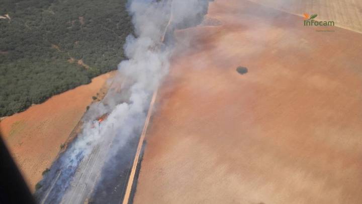 Suspendida la alta velocidad Madrid-Barcelona por un incendio en Guadalajara
