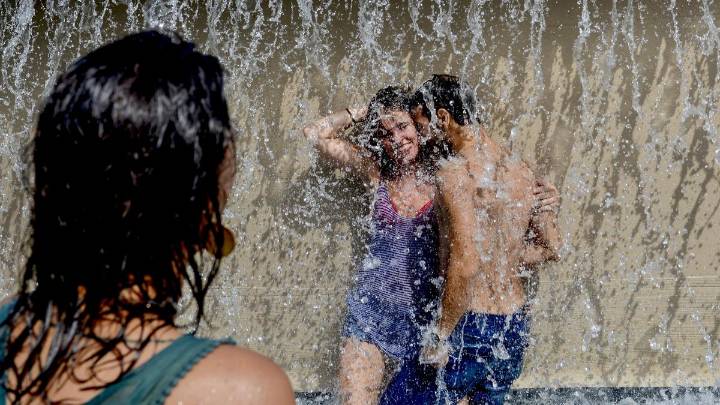 Amores de verano: tan lejos y tan cerca