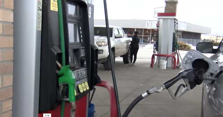 Gas prices fall 0.9¢ in Montana