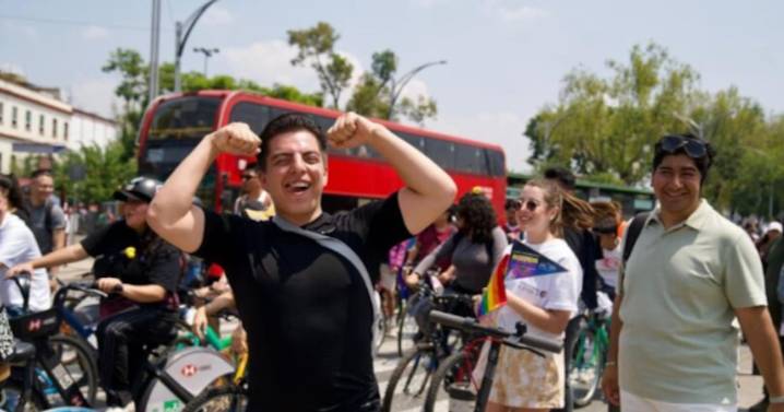 Pedalean y corren contra las adicciones en CDMX