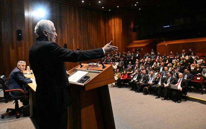 Diego Valadés propone una nueva  “universalización de las universidades”