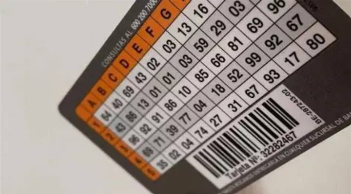 Se extiende el uso de tarjetas de coordenadas: CMF posterga eliminación hasta agosto de 2026