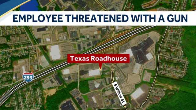 Man accused of threatening staff at Manchester restaurants faces felony charges
