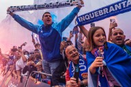 Regreso al fútbol de siempre: una ola de orgullo e identidad de Oviedo a Cádiz