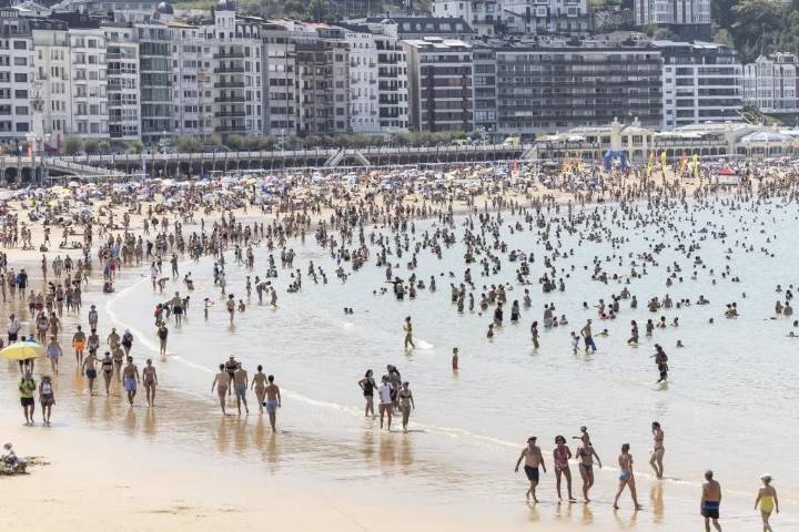 Muere un participante durante la Travesía a Nado del Paseo Nuevo de San Sebastián