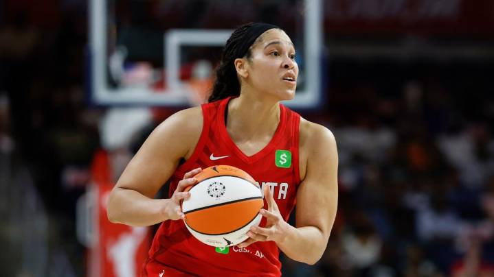 Brionna Jones has 23 points, Allisha Gray adds 22 and Dream pull away from Mystics 99