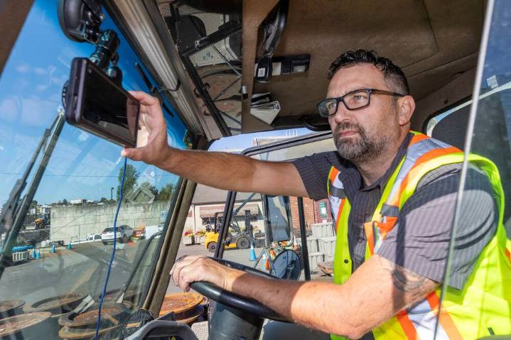 Island cities see benefits of AI to help fix roads