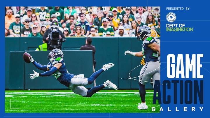 PHOTOS: Best Action Shots From The Seahawks Preseason Week 3 Matchup At Green Bay
